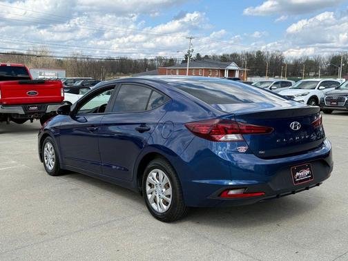Lakeside Blue 2020 Hyundai ELANTRA SE