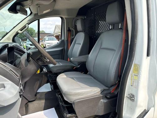 Oxford White 2017 Ford Transit-250 Base
