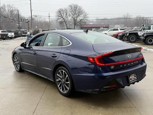 2022 Hyundai SONATA Limited