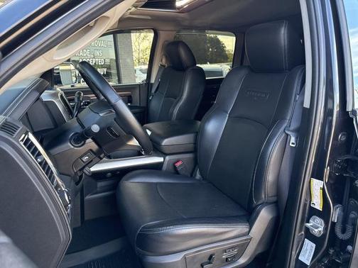 2016 RAM 3500 Laramie