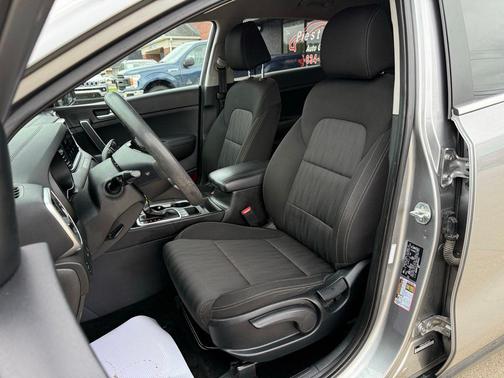 Steel Gray 2021 Kia Sportage LX