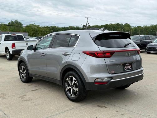 Steel Gray 2021 Kia Sportage LX