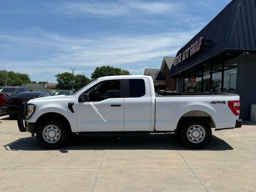 Oxford White 2022 Ford F-150 XL