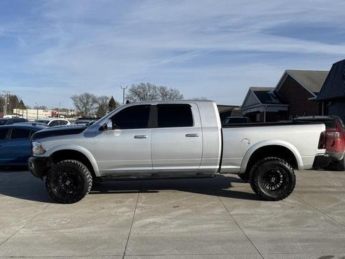 2018 RAM 3500 Laramie Mega Cab 4x4 6'4' Box