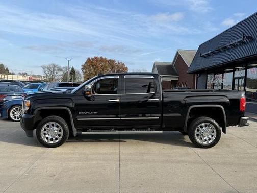 2017 GMC Sierra 2500 Denali