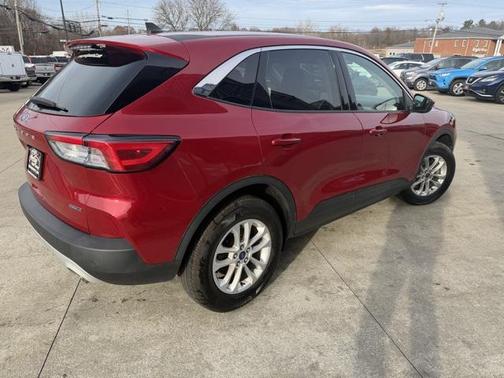 2021 Ford Escape SE