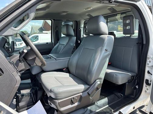 Oxford White 2015 Ford F-250 XL