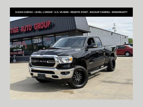 Diamond Black Crystal Pearlcoat 2019 RAM 1500 Big Horn