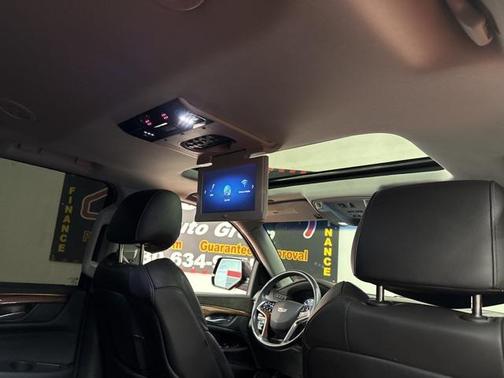 2017 Cadillac Escalade Luxury