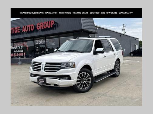 White Platinum Metallic Tri-Coat 2017 Lincoln Navigator Select