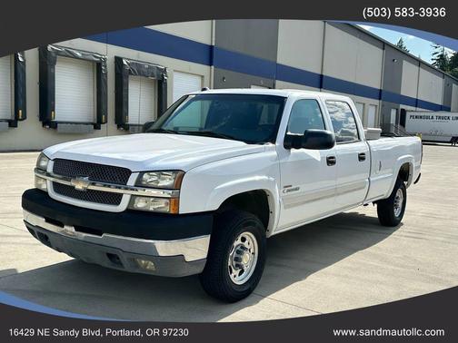 2004 Chevrolet Silverado 2500 LS H/D Crew Cab