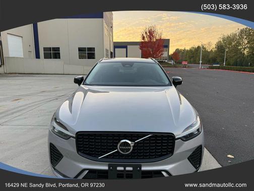 2025 Volvo XC60 B5 Plus