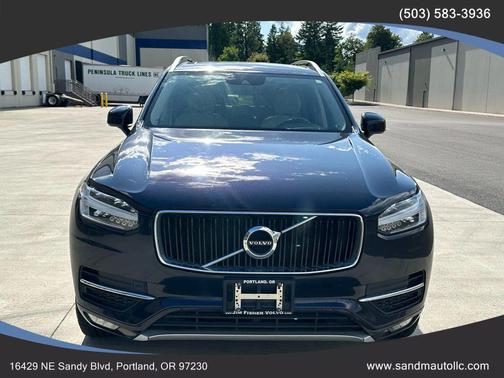 2016 Volvo XC90 T6 Momentum