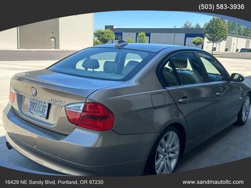 2006 BMW 325 325i Sedan 4D