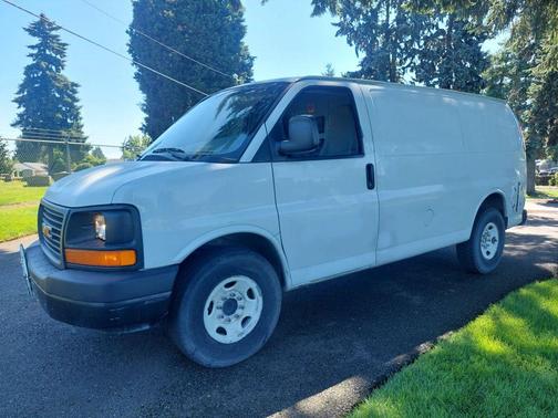 Summit White 2012 GMC Savana 2500 Work Van