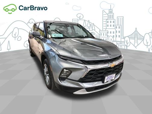 Sterling Gray Metallic 2025 Chevrolet Blazer 2LT