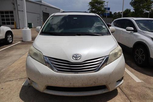 2015 Toyota Sienna XLE