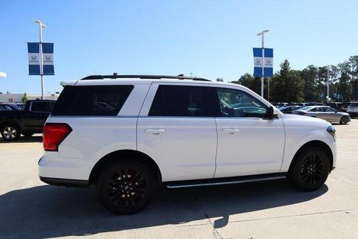 2023 Ford Expedition XLT