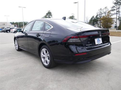 2025 Honda Accord LX 1.5T