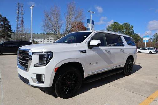 2022 GMC Yukon XL SLT