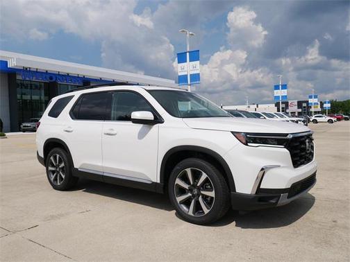 2025 Honda Pilot Touring 8-Passenger