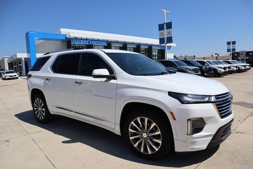 2023 Chevrolet Traverse Premier