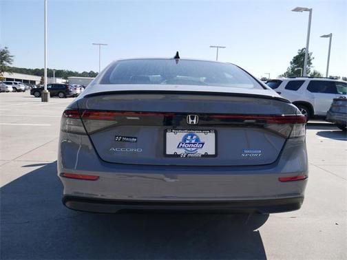 2025 Honda Accord Hybrid Base
