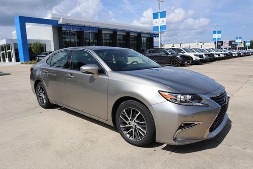 2017 Lexus ES 350 Base