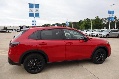 2025 Honda HR-V 2WD Sport