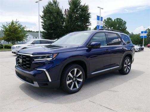 2025 Honda Pilot Touring 8-Passenger