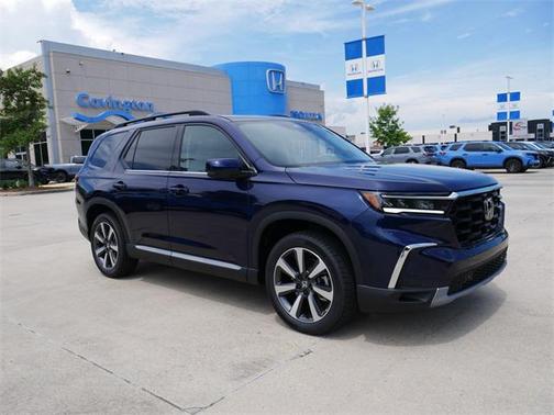 2025 Honda Pilot Touring 8-Passenger