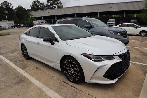 2019 Toyota Avalon Touring