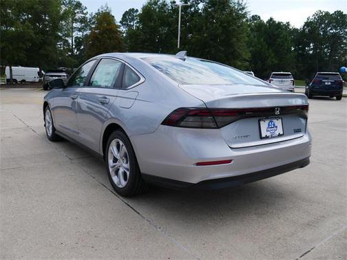 2025 Honda Accord LX 1.5T