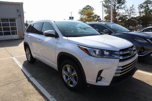 2017 Toyota Highlander Limited
