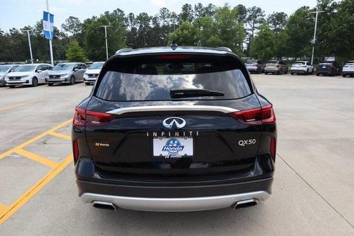 2021 INFINITI QX50 LUXE