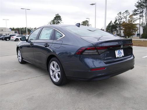 2025 Honda Accord LX 1.5T
