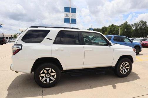 2020 Toyota 4Runner TRD Off Road