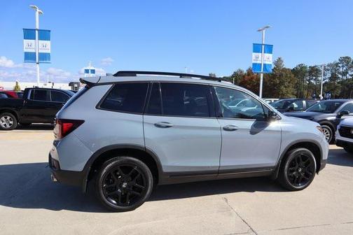 2024 Honda Passport AWD Black