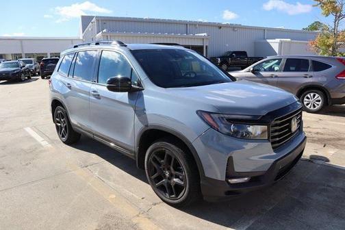 2024 Honda Passport AWD Black