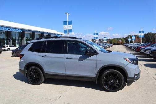2024 Honda Passport AWD Black