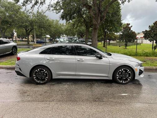 2023 Kia K5 GT-Line