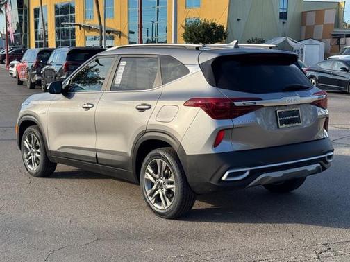 2022 Kia Seltos S