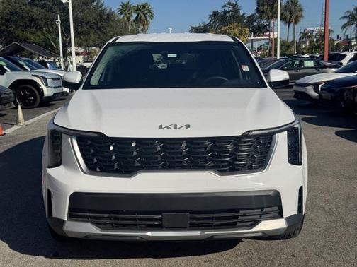 2025 Kia Sorento LX
