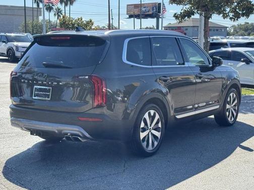 2022 Kia Telluride EX