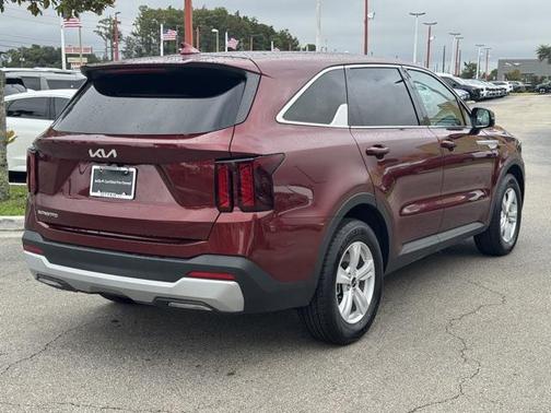 2024 Kia Sorento LX