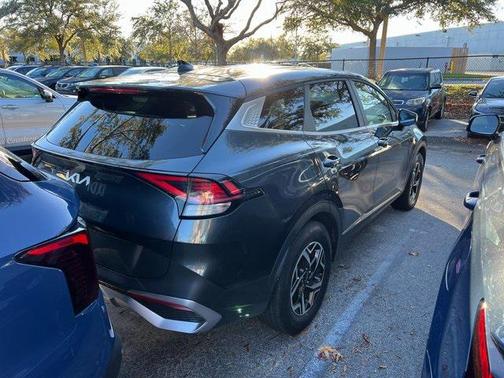 2024 Kia Sportage LX