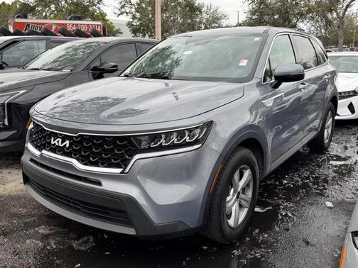 2023 Kia Sorento LX