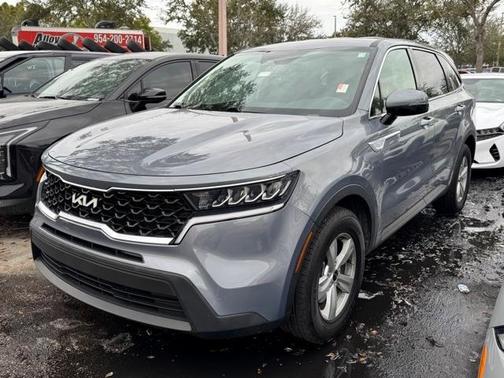 2023 Kia Sorento LX