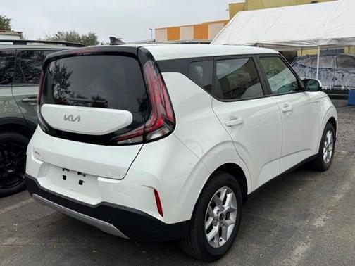 2025 Kia Soul LX