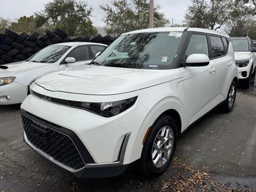 2025 Kia Soul LX